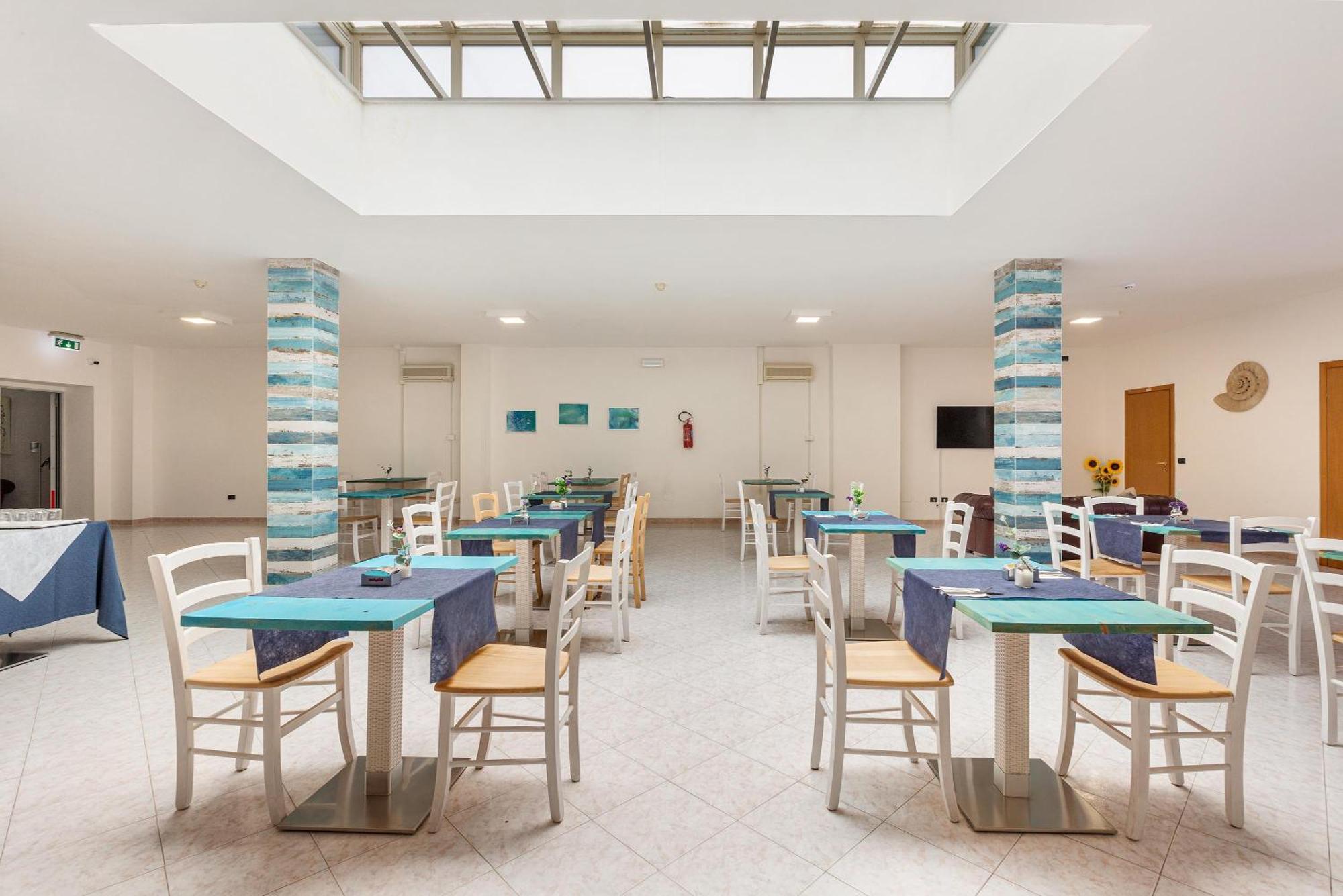 Hotel Il Riccio 포르토 세자레오 외부 사진