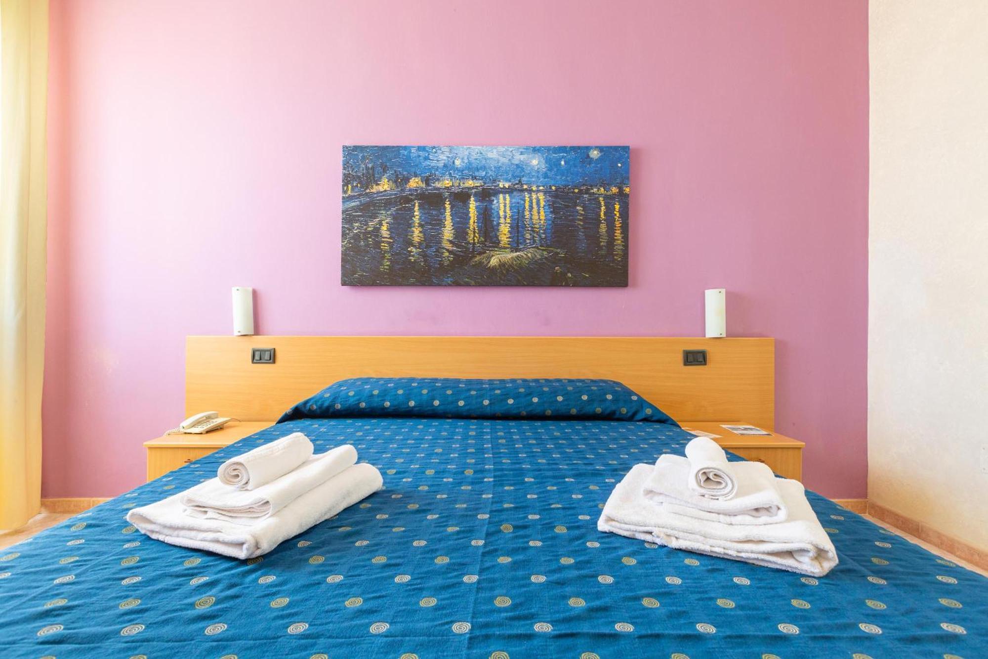 Hotel Il Riccio 포르토 세자레오 외부 사진