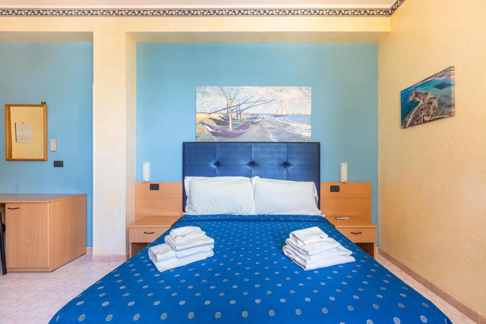 Hotel Il Riccio 포르토 세자레오 외부 사진