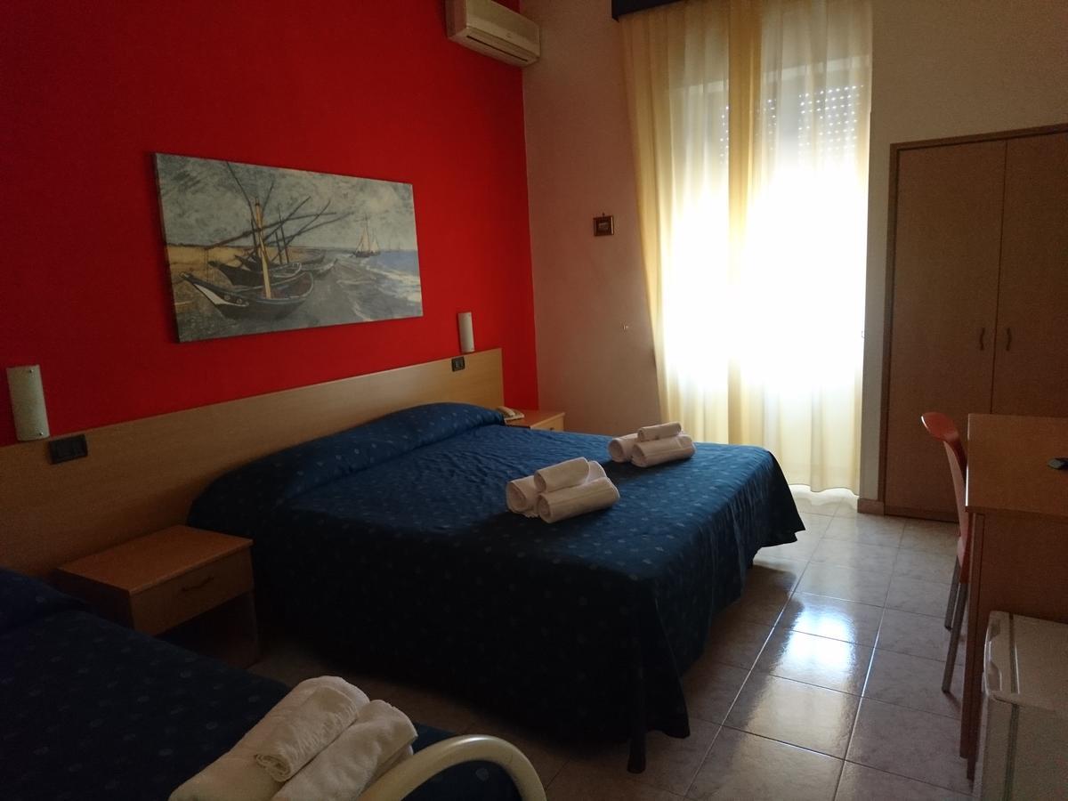 Hotel Il Riccio 포르토 세자레오 외부 사진