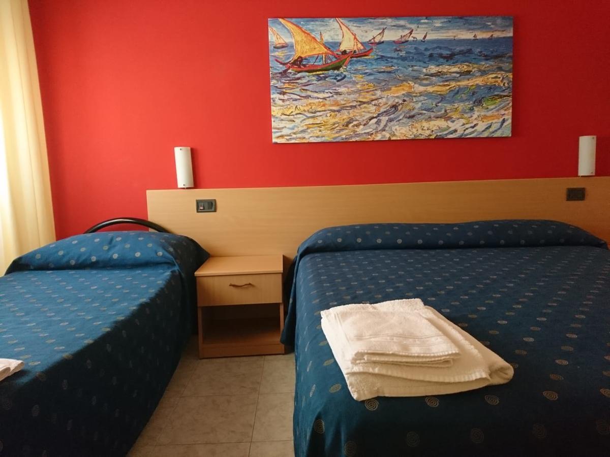 Hotel Il Riccio 포르토 세자레오 외부 사진