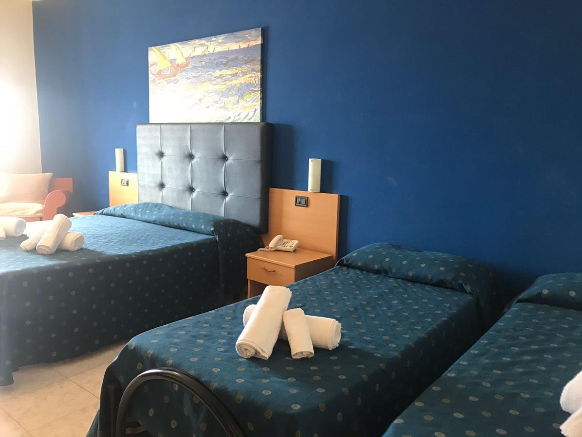 Hotel Il Riccio 포르토 세자레오 외부 사진